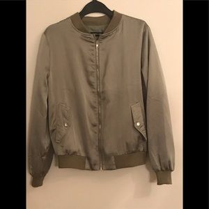 Carly x Missguided Bomber S